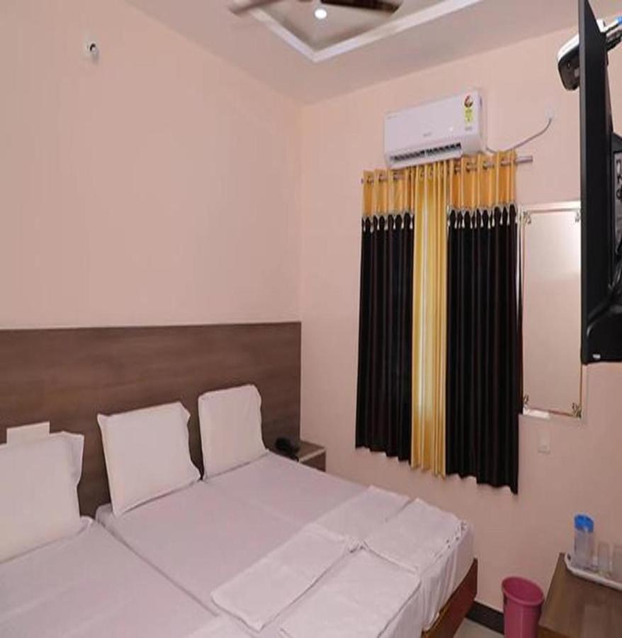 Fabhotel Nb Venkateswara Grand Inn Тирупати Екстериор снимка