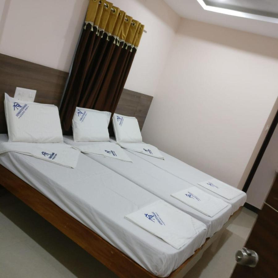 Fabhotel Nb Venkateswara Grand Inn Тирупати Екстериор снимка